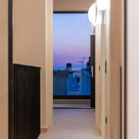 Villa Sithoniars Luxury Three Floors With Private Pool & Garden