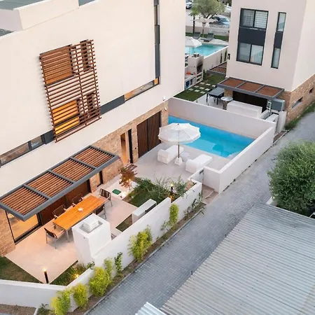 Sithoniars Luxury Three Floors With Private Pool & Garden Villa