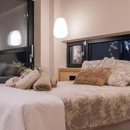 Sithoniars Luxury Three Floors With Private Pool & Garden Villa *