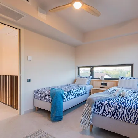 Sithoniars Luxury Three Floors With Private Pool & Garden Villa Nikiti (Sithonia)