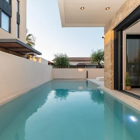 Villa Sithoniars Luxury Three Floors With Private Pool & Garden Nikiti (Sithonia)