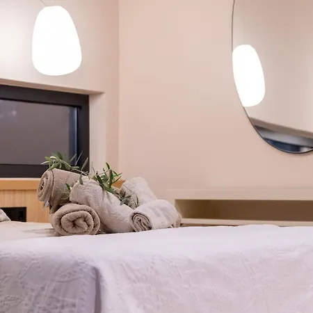 Villa Sithoniars Luxury Three Floors With Private Pool & Garden Nikiti (Sithonia)