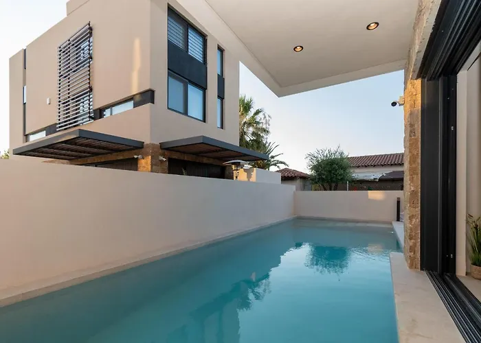 Sithoniars Luxury Three Floors With Private Pool & Garden