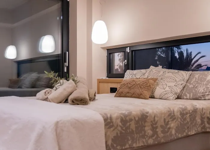 Sithoniars Luxury Three Floors With Private Pool & Garden Villa *