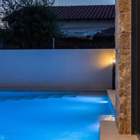 Sithoniars Luxury Three Floors With Private Pool & Garden * Nikiti (Sithonia)