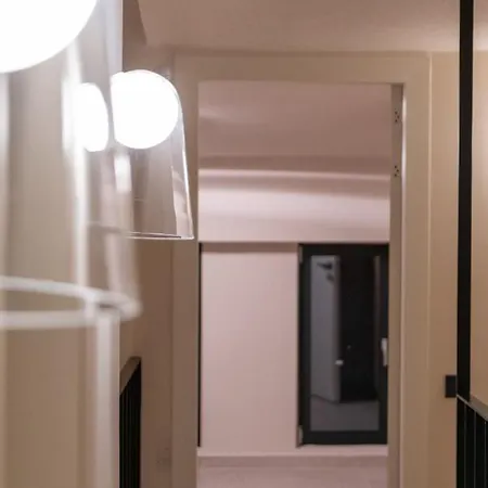 Villa Sithoniars Luxury Three Floors With Private Pool & Garden *