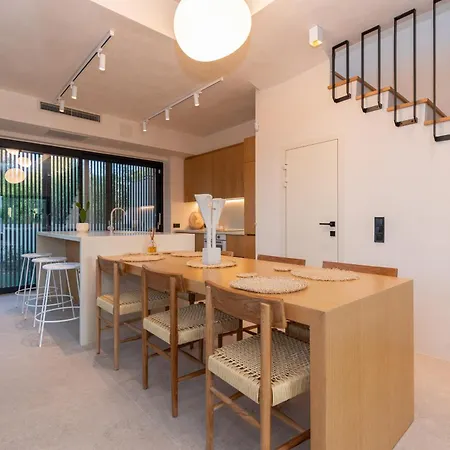 Sithoniars Luxury Three Floors With Private Pool & Garden * Nikiti (Sithonia)