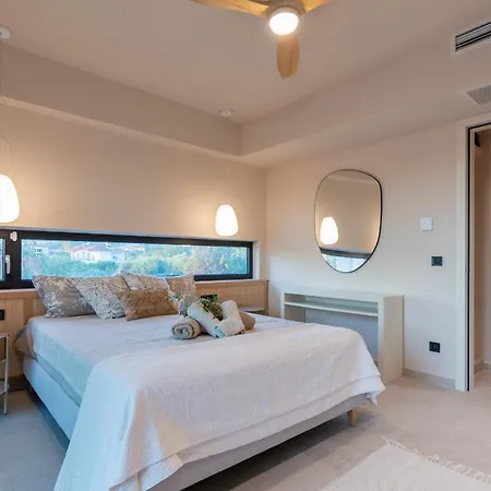 Sithoniars Luxury Three Floors With Private Pool & Garden Villa