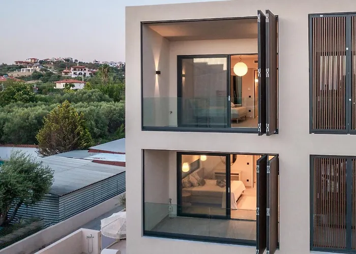 Sithoniars Luxury Three Floors With Private Pool & Garden Villa *