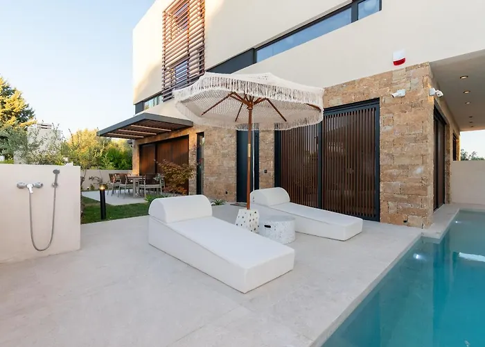 Sithoniars Luxury Three Floors With Private Pool & Garden Villa *
