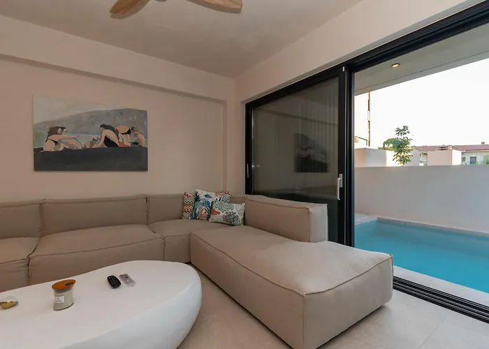 Sithoniars Luxury Three Floors With Private Pool & Garden Villa Nikiti (Sithonia)